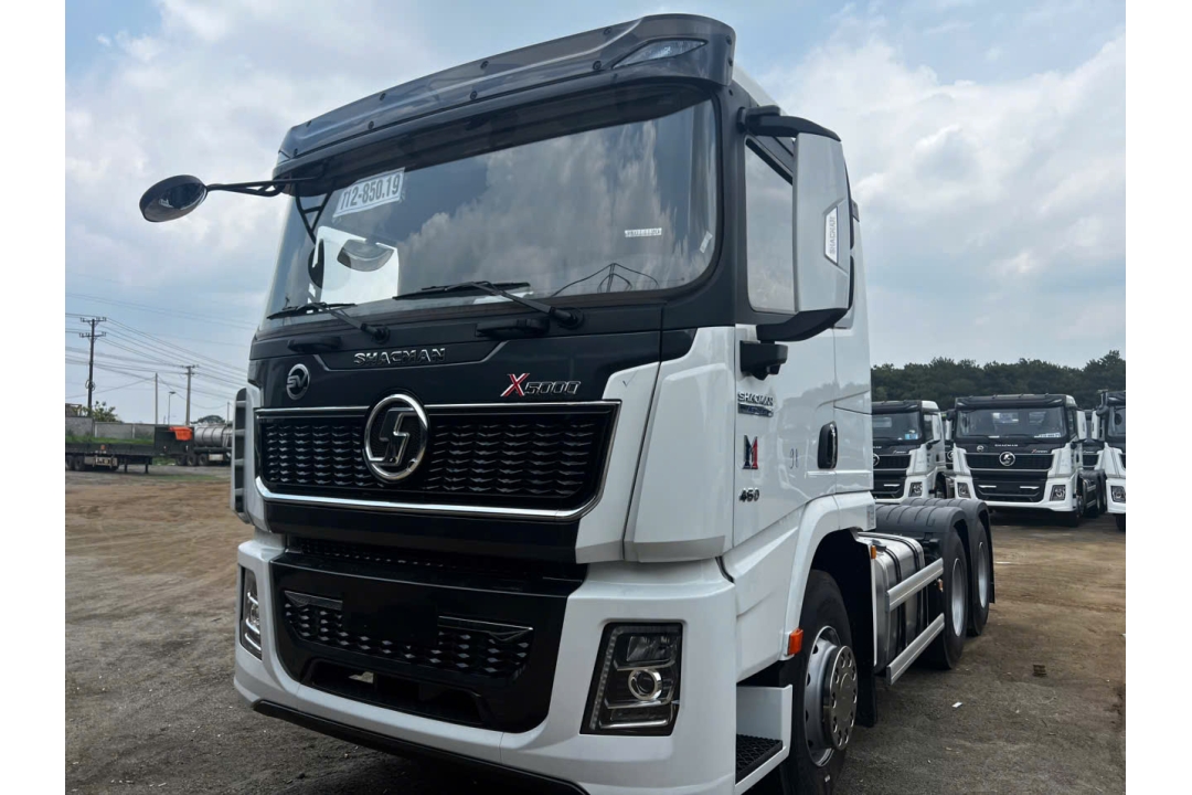 Đầu kéo shacman X5000