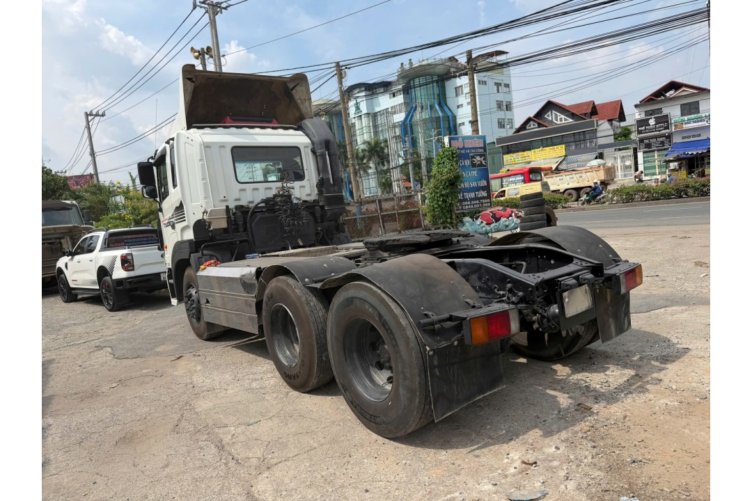 Xe đầu kéo Hd1000 đời 2021